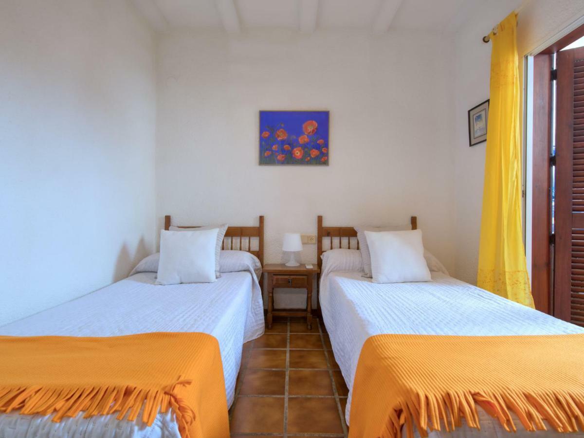Apartment Les Arenes-7 By Interhome Denia Bagian luar foto